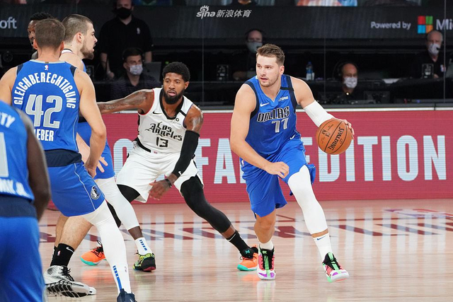 来确保球员 来确保球员