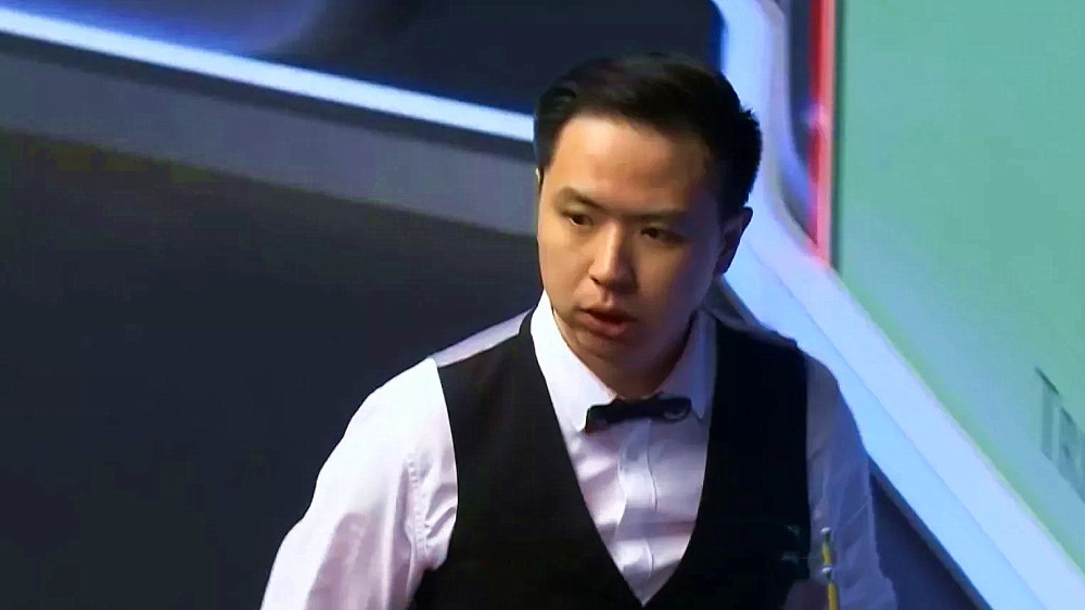 她受到中国 她受到中国